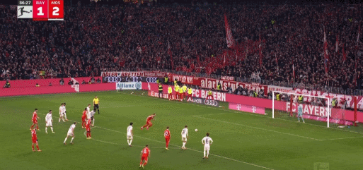 天才连场建功凯恩绝平，拜仁2-2鱼腩，主场全胜终结仍造德甲纪录